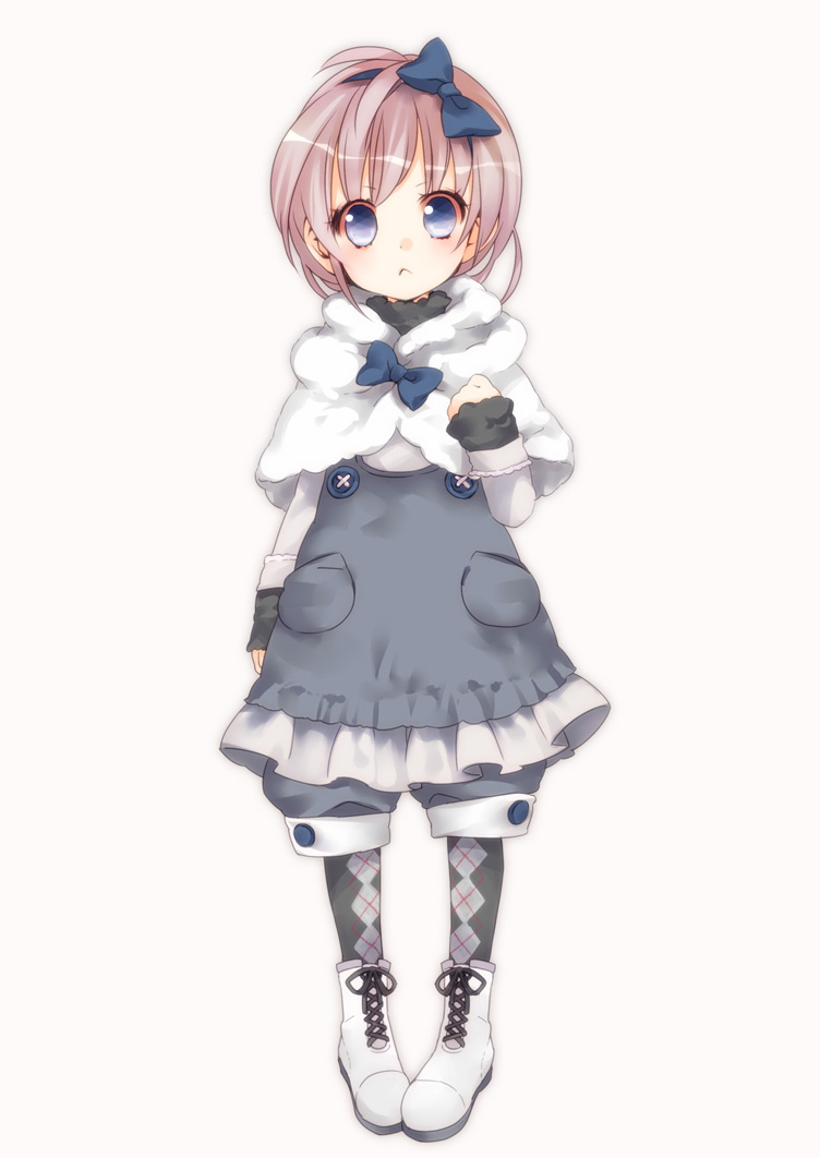 :&lt; argyle argyle_legwear blue_eyes bow capelet child dress ech full_body grey_dress hair_bow hairband looking_at_viewer original pantyhose pigeon-toed shorts silver_hair simple_background solo white_background