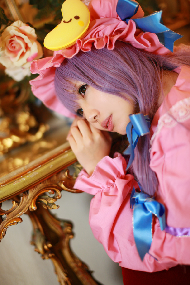 1girl asian cosplay crescent dress female hat highres long_hair patchouli_knowledge photo purple_hair solo tenshi_myu touhou