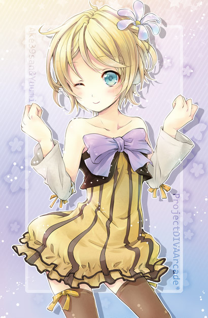 bare_shoulders blonde_hair blue_eyes cheerful_candy_(module) flower hair_flower hair_ornament kagamine_rin looking_at_viewer natsumi_yuu one_eye_closed project_diva_(series) project_diva_2nd short_hair smile solo thighhighs vocaloid zettai_ryouiki