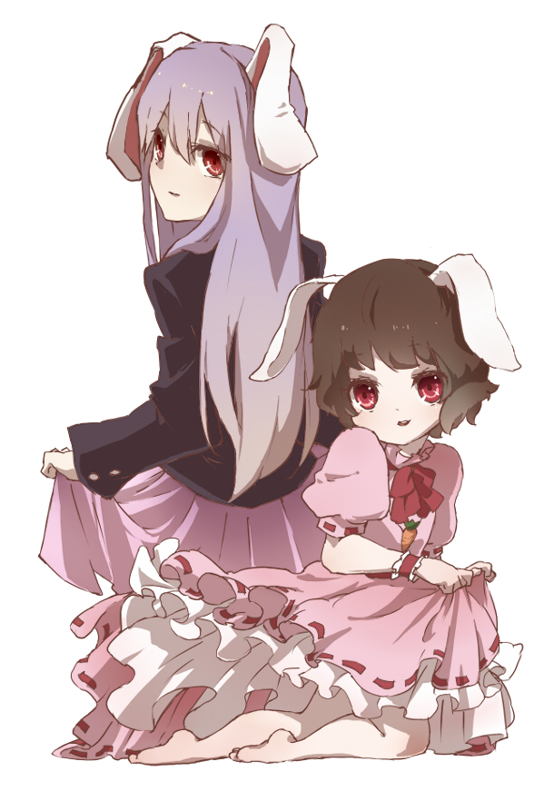 animal_ears bad_id bad_pixiv_id barefoot brown_hair bunny_ears byurin carrot clothes_grab dress full_body inaba_tewi kneeling multiple_girls purple_hair reisen_udongein_inaba touhou white_background