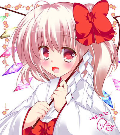 alternate_costume artist_name bad_id bad_pixiv_id blonde_hair blush bow fang flandre_scarlet gohei hair_bow long_sleeves looking_at_viewer lowres open_mouth red_eyes rikatan side_ponytail signature smile solo touhou upper_body wide_sleeves wings