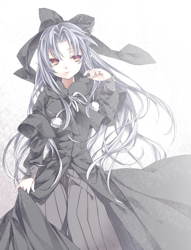 bad_id bad_pixiv_id black_dress bow capelet dress hair_bow len long_hair melty_blood pointy_ears red_eyes smile solo tsukihime very_long_hair yuetsuki_(ash)