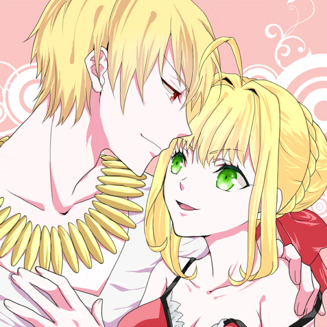 1girl ahoge auoyoi blonde_hair fate/extra fate/extra_ccc fate_(series) gilgamesh green_eyes hair_ribbon hetero jewelry necklace nero_claudius_(fate) nero_claudius_(fate)_(all) open_mouth red_eyes ribbon short_hair smile