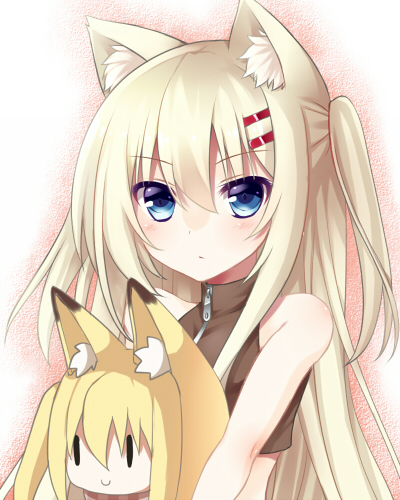 animal_ears bad_id bad_pixiv_id bare_shoulders blue_eyes cat_ears character_doll fox_ears hair_ornament hairclip long_hair lowres one_side_up original sleeveless smile solo stuffed_toy twintails white_hair yatsuki_yura |_|