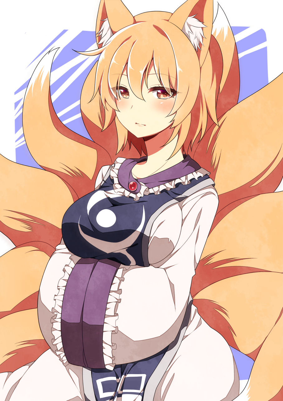 animal_ears bad_id bad_pixiv_id blonde_hair blush breasts fox_ears fox_tail headwear_removed highres large_breasts multiple_tails no_hat no_headwear short_hair smile solo tail touhou yakumo_ran yarawi yellow_eyes