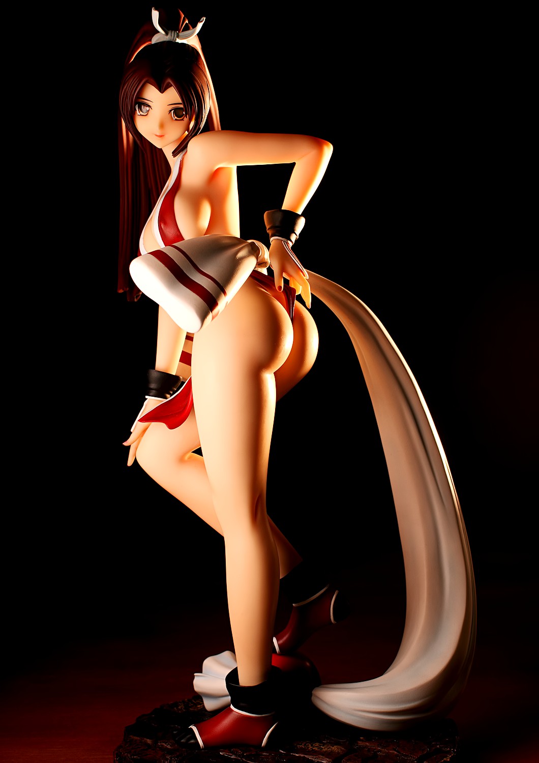 ass breasts fatal_fury figure highres king_of_fighters large_breasts photo shiranui_mai