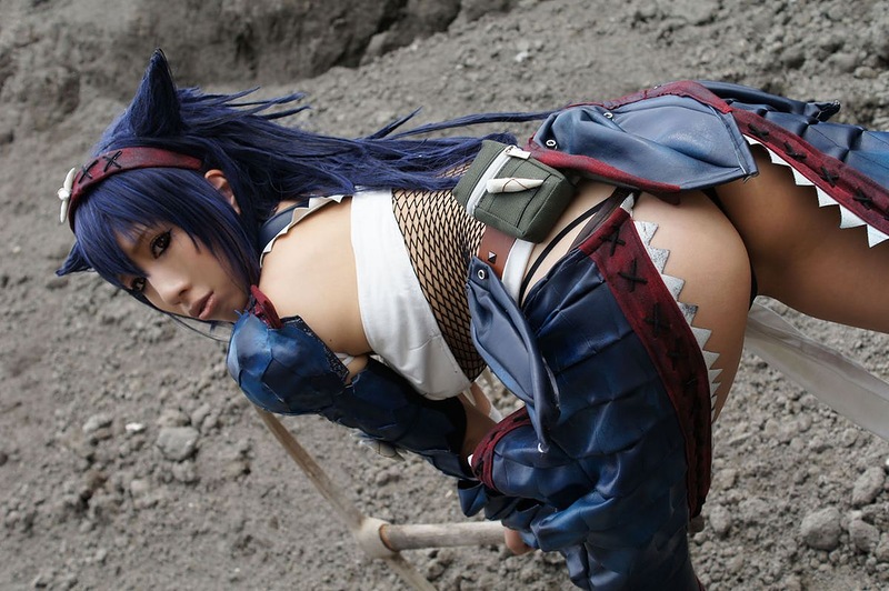 1girl animal_ears ass capcom cosplay fishnets monster_hunter nargacuga_(armor) outdoors outside photo source_request
