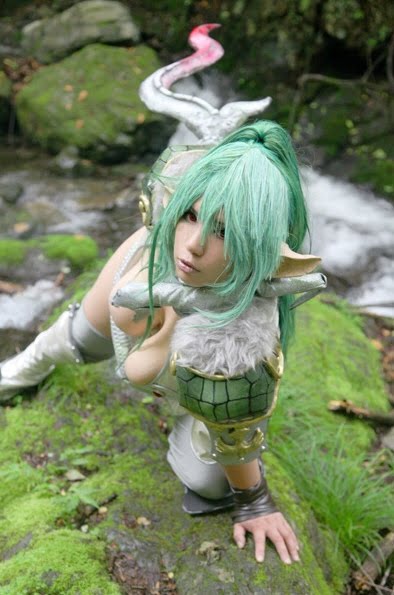 chouzuki_maryou cosplay echidna echidna_(cosplay) green_hair hobby_japan lost_worlds photo queen's_blade queen's_blade