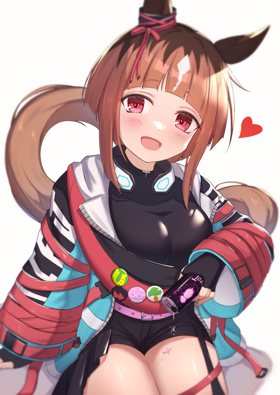 1girl :d animal_ears black_gloves black_shirt black_shorts blue_jacket blush breasts brown_hair can commentary covered_collarbone dripping fingerless_gloves gloves heart highres holding holding_can horse_ears horse_girl horse_tail jacket long_sleeves looking_at_viewer medium_breasts multicolored_hair open_clothes open_jacket red_eyes shirt short_shorts shorts simple_background smile solo symbol-only_commentary tail transcend_(umamusume) two-tone_hair umamusume uneg white_background white_hair wide_sleeves