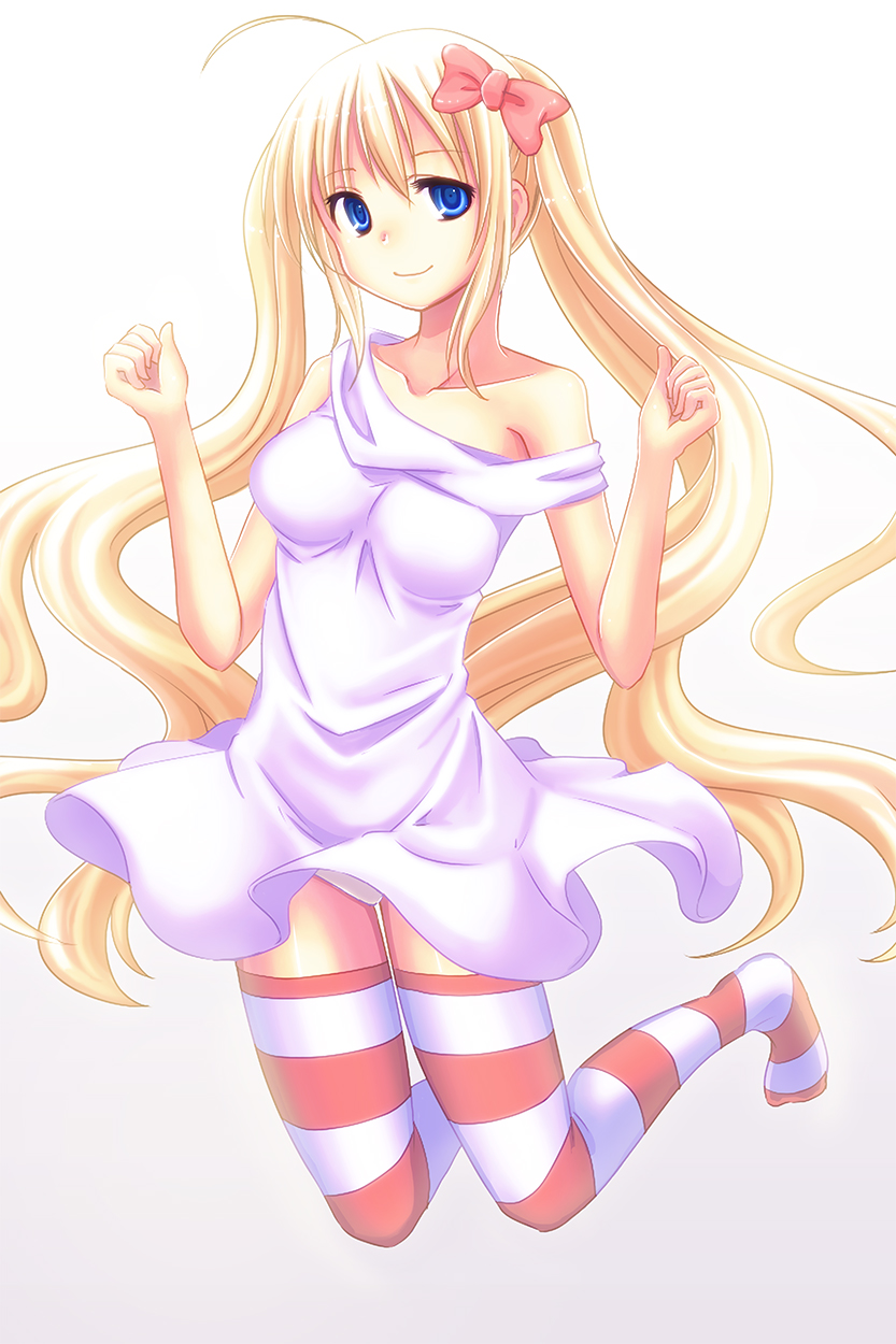 blonde_hair blue_eyes bow breasts colorized end_(chicism) hair_bow highres long_hair looking_at_viewer medium_breasts original smile solo striped striped_legwear thighhighs twintails very_long_hair