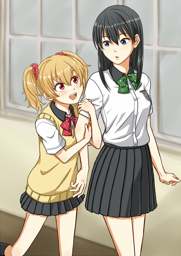 :d arm_grab black_hair blonde_hair blue_eyes blush free! genderswap genderswap_(mtf) hazuki_nagisa long_hair multiple_girls nanase_haruka_(free!) open_mouth polka_dot red_eyes school_uniform serafuku short_hair skirt smile sweater_vest twintails