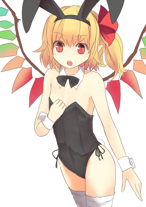alternate_costume animal_ears blonde_hair bunny_ears bunny_girl bunny_tail bunnysuit culter detached_collar fake_animal_ears flandre_scarlet flat_chest leotard open_mouth pointy_ears red_eyes side_ponytail simple_background slit_pupils solo tail thighhighs touhou white_background white_legwear wings wrist_cuffs