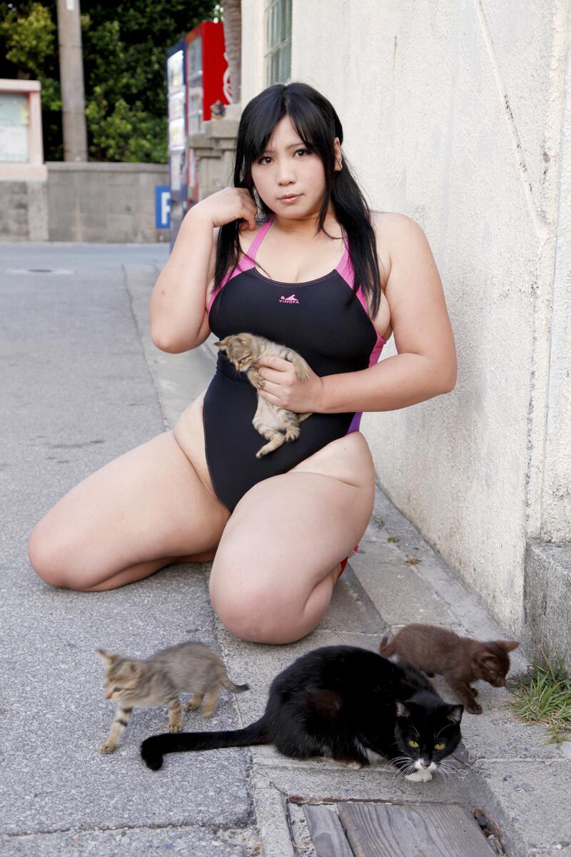 1girl asian black_hair cat chouzuki_maryou kitten one-piece_swimsuit photo plump solo swimsuit