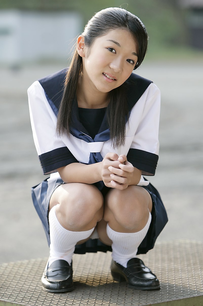 12 anna anna_oonishi_12_years asian asian_girl black_hair oonishi park school_uniform white_pantsu years