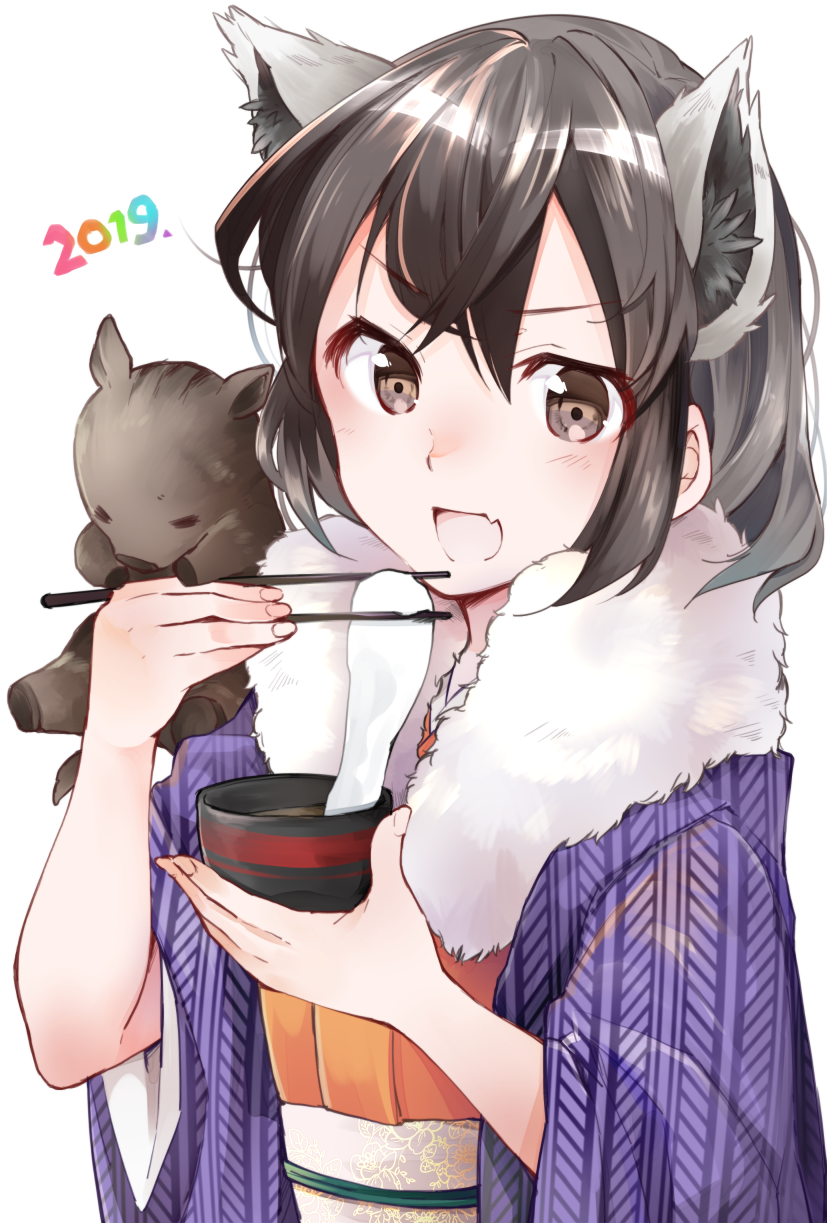 1girl 2019 :d alternate_costume animal_ear_fluff animal_ears black_hair bowl brown_eyes chinese_zodiac chopsticks commentary_request common_raccoon_(kemono_friends) fang fur_collar grey_hair highres japanese_clothes kemono_friends kimono looking_at_viewer medium_hair mochi multicolored_hair nanana_(nanana_iz) new_year obi open_mouth pig raccoon_ears sash simple_background smile solo upper_body white_background year_of_the_pig