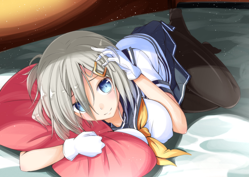 bad_id bad_pixiv_id banned_artist black_legwear blue_eyes breasts gloves hair_ornament hairclip hamakaze_(kantai_collection) hand_in_hair kantai_collection large_breasts looking_at_viewer lying mirai_(macharge) neckerchief on_side pantyhose pillow school_uniform serafuku silver_hair solo white_gloves