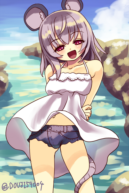 animal_ears arms_behind_back bad_id bad_pixiv_id bare_shoulders blush casual collarbone douji grey_hair mouse_ears mouse_tail navel nazrin open_mouth red_eyes shore shorts solo tail touhou