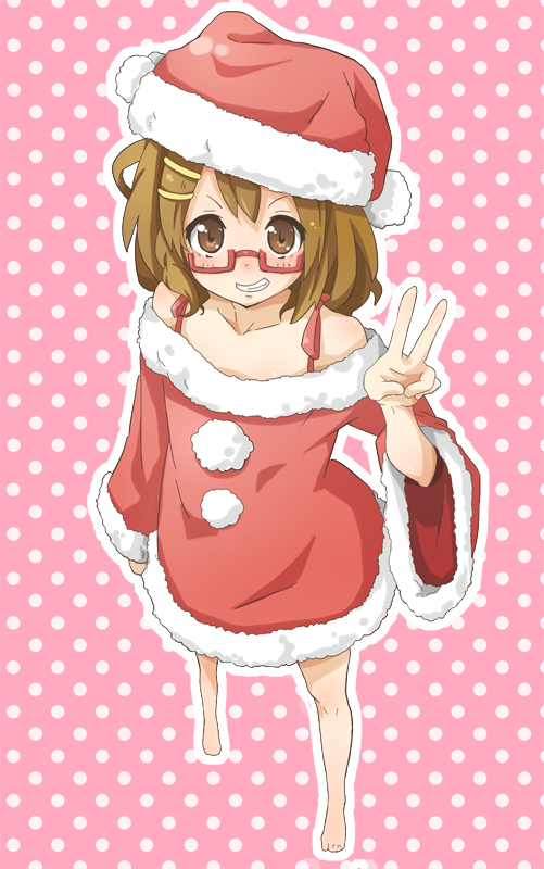 bad_id bad_pixiv_id barefoot brown_eyes brown_hair chonbo_(artist) foreshortening full_body glasses grin hat hirasawa_yui k-on! polka_dot santa_costume santa_hat short_hair smile solo standing v