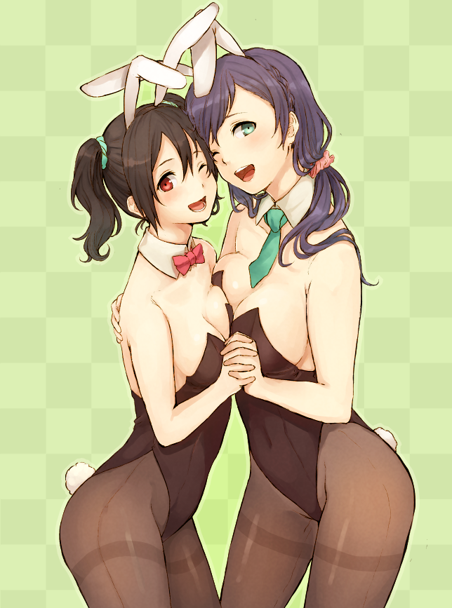 ;d animal_ears bad_id bad_pixiv_id black_hair black_legwear bow bowtie breast_press breasts bunny_ears bunny_tail bunnysuit checkered checkered_background cleavage detached_collar green_background green_eyes green_neckwear holding_hands kagari_(kgr_000) large_breasts long_hair love_live! love_live!_school_idol_project multiple_girls necktie one_eye_closed open_mouth pantyhose purple_hair red_eyes short_necktie small_breasts smile tail thighband_pantyhose toujou_nozomi twintails yazawa_nico