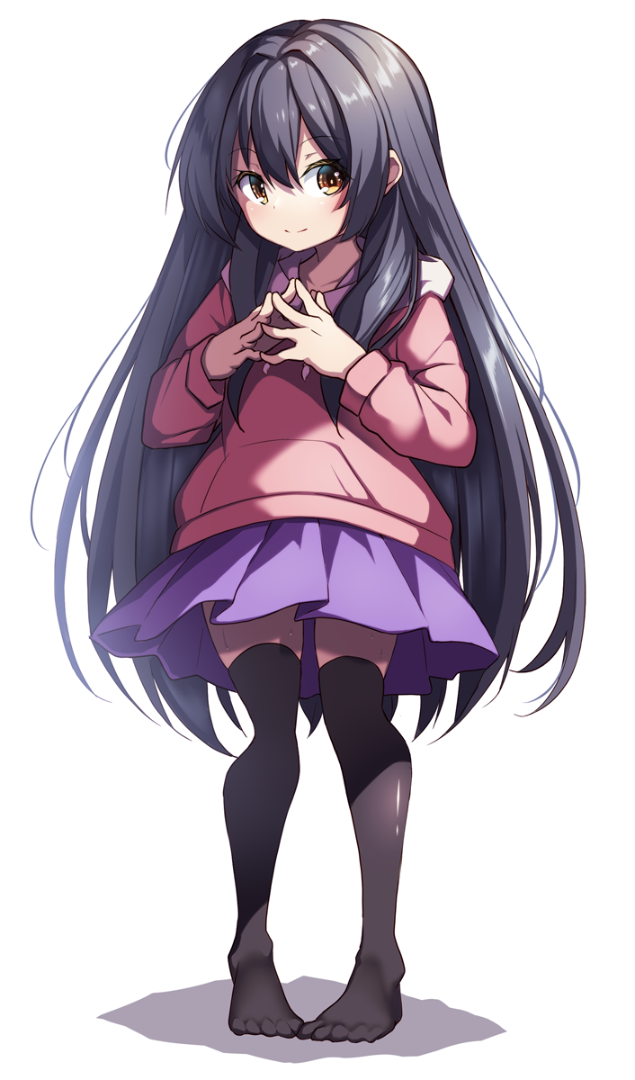 1girl black_hair brown_eyes creek_(moon-sky) feet full_body highres long_hair no_shoes original own_hands_together pink_shirt pleated_skirt purple_skirt shirt skirt smile solo standing thighhighs thighs toes
