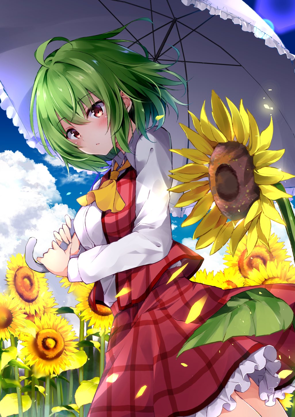 1girl ahoge ascot bangs blue_sky blush breasts cloud commentary_request cowboy_shot day eyebrows_visible_through_hair field flower flower_field green_hair hair_between_eyes head_tilt highres holding holding_umbrella hyurasan kazami_yuuka large_breasts looking_at_viewer outdoors parted_lips petticoat plaid plaid_skirt plaid_vest red_eyes red_skirt red_vest shirt short_hair skirt skirt_set sky solo standing sunflower touhou umbrella vest white_shirt wing_collar yellow_neckwear