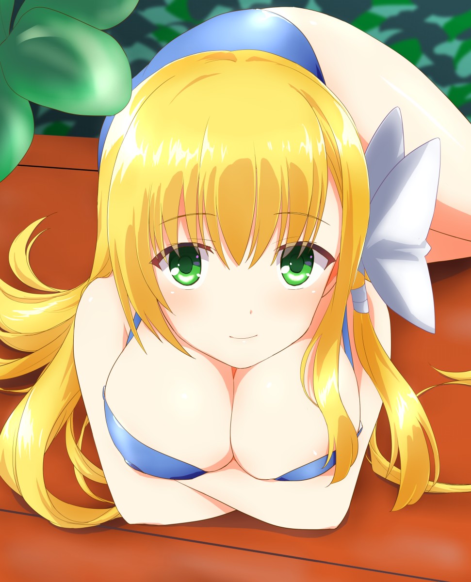 1girl arm_support arms_under_breasts bikini blonde_hair blue_bikini blush bow breasts cleavage closed_mouth commentary crossed_arms eyes_visible_through_hair feet_out_of_frame green_eyes hair_between_eyes hair_bow hair_spread_out highres huge_bow kanemoto_akari komatsu_(sakanae) large_breasts long_hair looking_at_viewer lying noble_works on_stomach shiny_skin skindentation smile solo swimsuit upturned_eyes white_bow