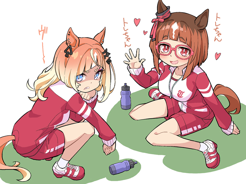 2girls animal_ears blonde_hair blue_eyes bottle breasts brown_hair clenched_teeth ear_ornament espoir_city_(umamusume) frown glaring gradient_hair gym_uniform heart horse_ears horse_girl horse_tail jacket long_hair long_sleeves medium_breasts multicolored_hair multiple_girls nino_(ninouchi_irazu) open_mouth partially_unzipped red_eyes red_footwear red_jacket red_shorts shaded_face shoes short_hair shorts sitting small_breasts smile sneakers squatting tail tail_through_clothes teeth track_jacket transcend_(umamusume) translation_request umamusume wariza water_bottle waving