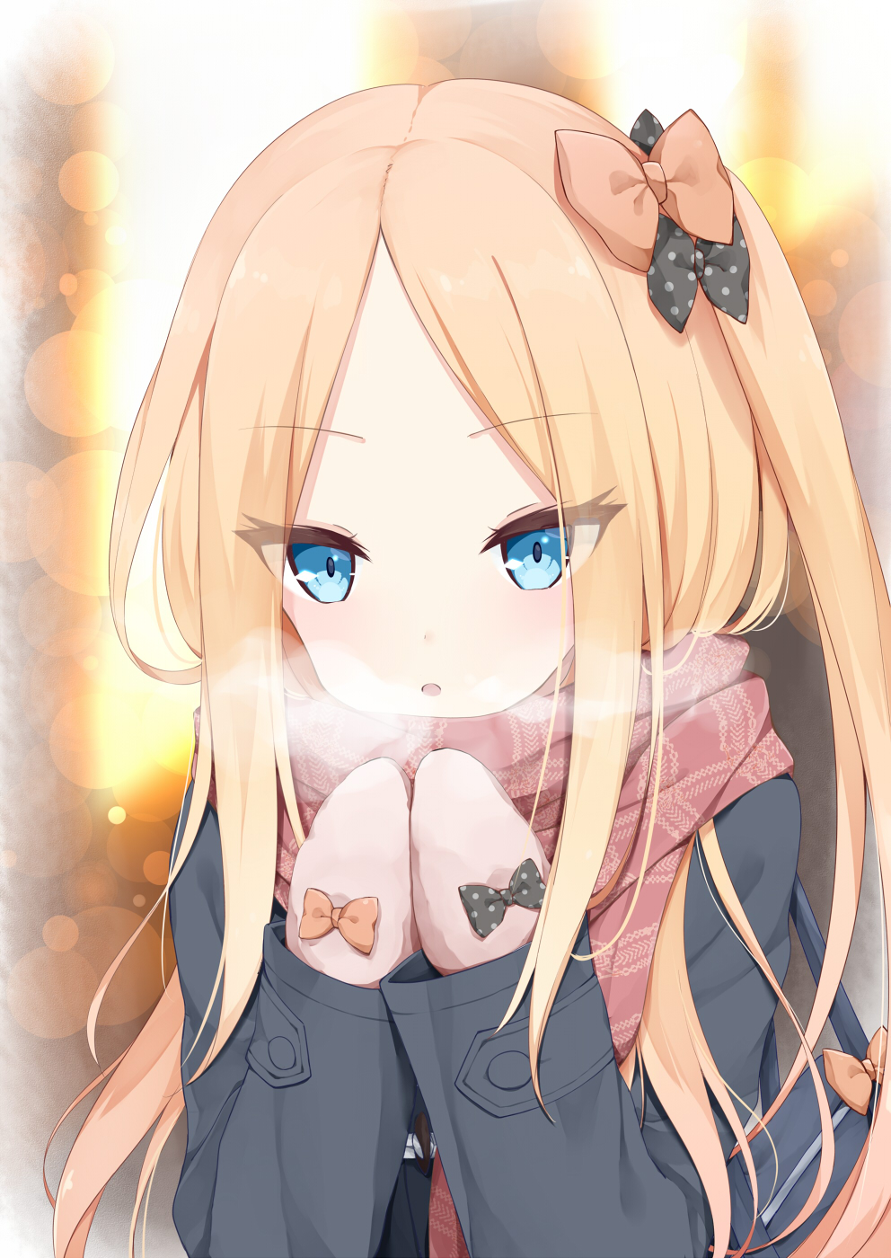1girl abigail_williams_(fate/grand_order) bag bangs black_bow black_coat blonde_hair blue_eyes blush bow breath eyebrows_visible_through_hair fate/grand_order fate_(series) hair_bow highres kamu_(geeenius) long_hair long_sleeves looking_at_viewer mittens open_mouth orange_bow parted_bangs pink_mittens pink_scarf polka_dot polka_dot_bow scarf school_bag side_ponytail sleeves_past_wrists solo upper_body very_long_hair