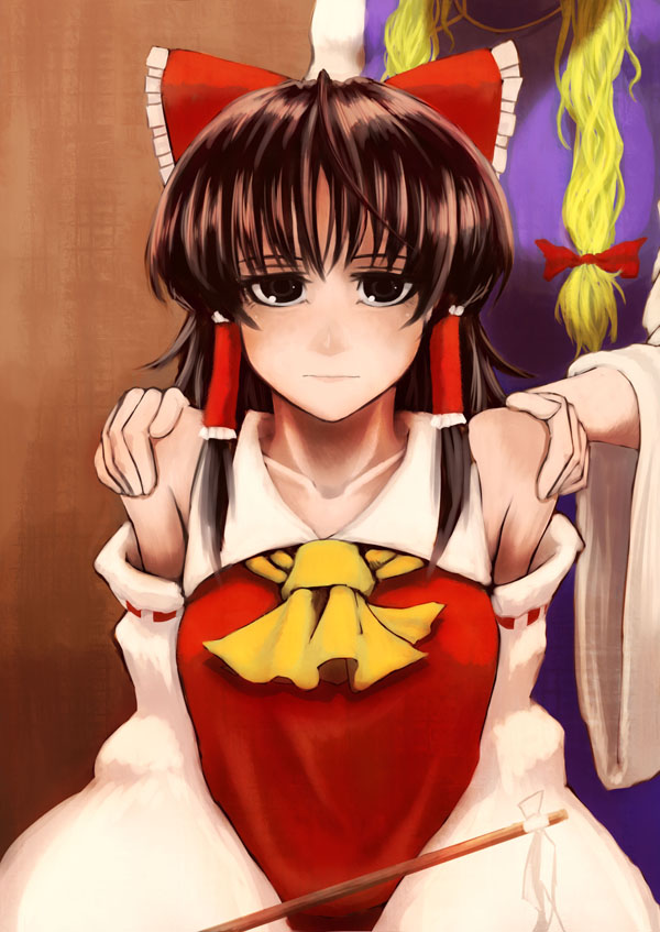ascot bangs black_eyes black_hair bow closed_mouth collarbone commentary_request detached_sleeves expressionless hair_bow hair_tubes hakurei_reimu koyubi_(littlefinger1988) long_hair long_sleeves looking_at_viewer multiple_girls nontraditional_miko red_bow red_shirt ribbon-trimmed_sleeves ribbon_trim shirt solo_focus touhou upper_body wide_sleeves yakumo_yukari