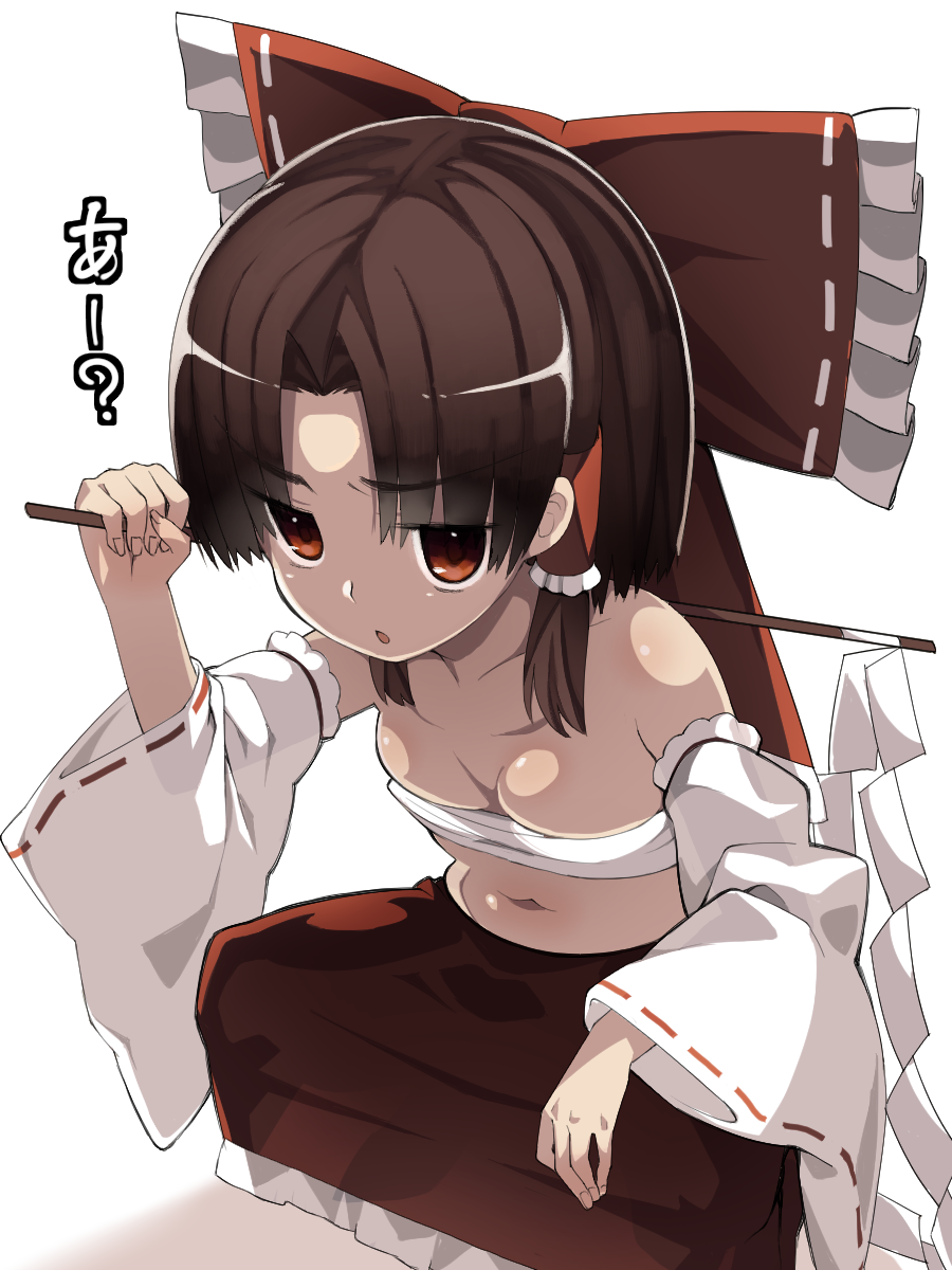 bangs bare_shoulders belly bow breasts brown_hair cleavage commentary_request detached_sleeves eyebrows_visible_through_hair gohei hair_bow hair_tubes hakurei_reimu highres holding long_hair looking_at_viewer medium_breasts navel red_bow red_eyes red_skirt ribbon-trimmed_sleeves ribbon_trim sarashi skirt solo squatting touhou zuttokodomo