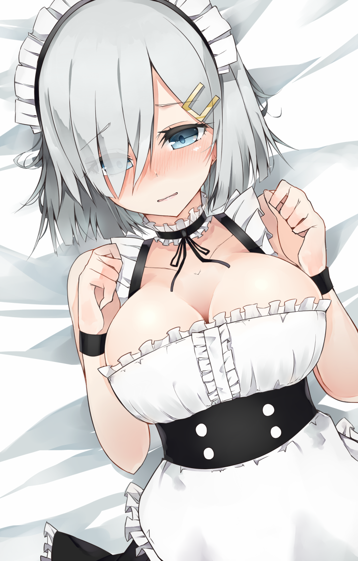 alternate_costume apron black_choker black_neckwear blue_eyes blush breasts choker cleavage cole collarbone enmaided eyes_visible_through_hair frilled_choker frills hair_ornament hair_over_one_eye hairclip hamakaze_(kantai_collection) kantai_collection large_breasts looking_at_viewer maid maid_apron maid_headdress short_hair silver_hair sleeveless solo upper_body