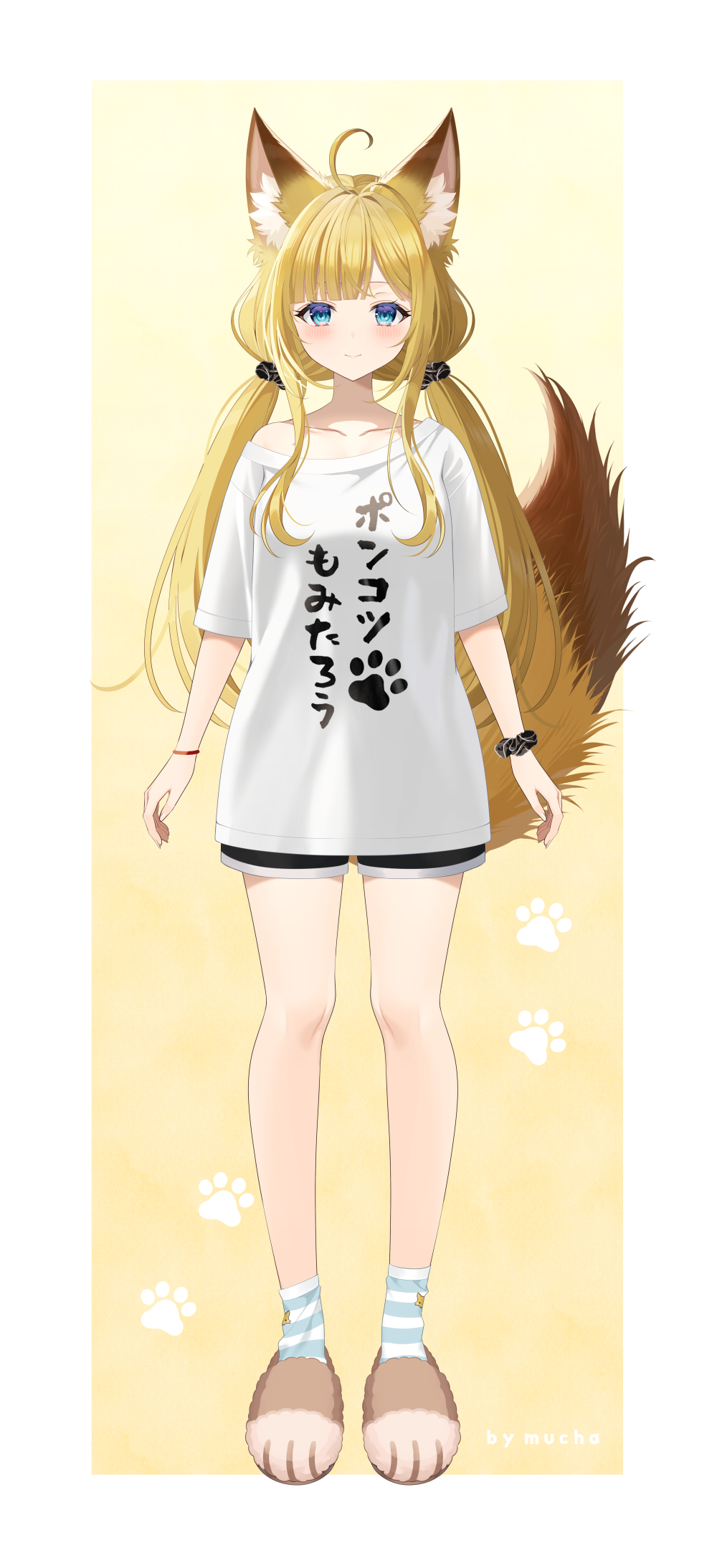 1girl ahoge animal_ear_fluff animal_ears animal_slippers artist_name black_scrunchie black_shorts blonde_hair blue_eyes brown_background brown_footwear clothes_writing commentary_request copyright_request fox_ears fox_girl fox_tail full_body highres long_hair low_twintails myusha scrunchie shirt short_sleeves shorts slippers socks solo standing striped_clothes striped_socks tail translation_request twintails very_long_hair virtual_youtuber white_shirt wrist_scrunchie