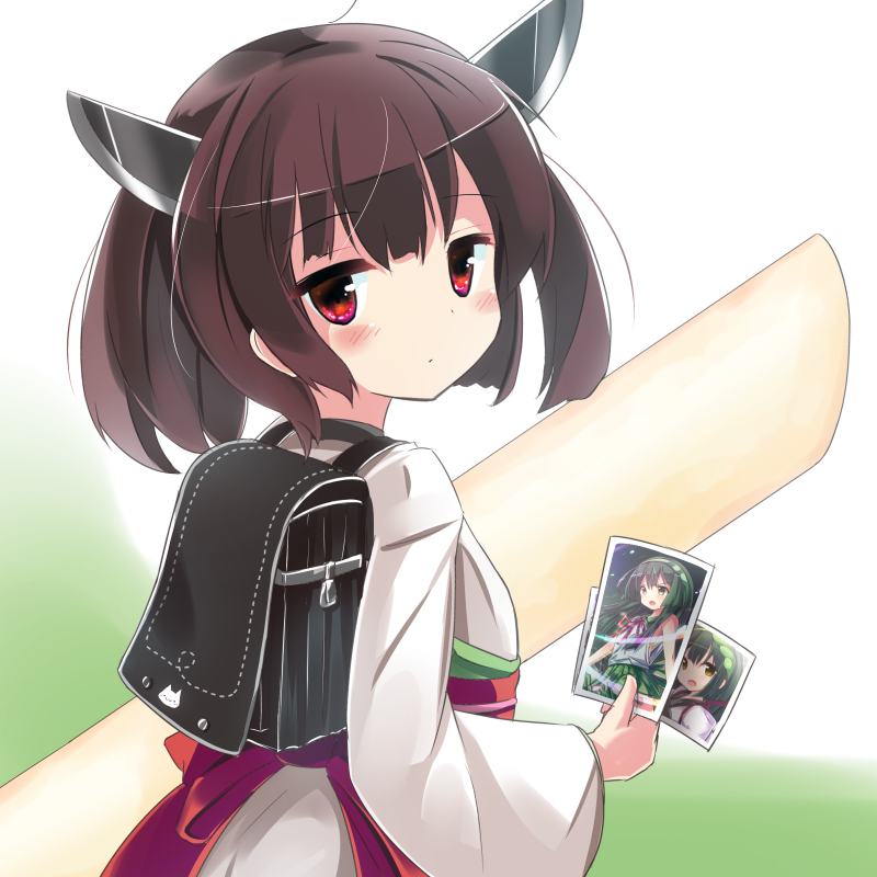 1girl backpack bag black_bag blush brown_hair clip_studio_paint_(medium) closed_mouth commentary food from_behind green_background headgear holding holding_food holding_photo japanese_clothes jitome kimono kiritanpo_(food) long_sleeves looking_at_viewer obi photo_(object) randoseru red_eyes red_sash ryogo sash solo touhoku_kiritan touhoku_zunko twintails two-tone_background voiceroid white_background white_kimono