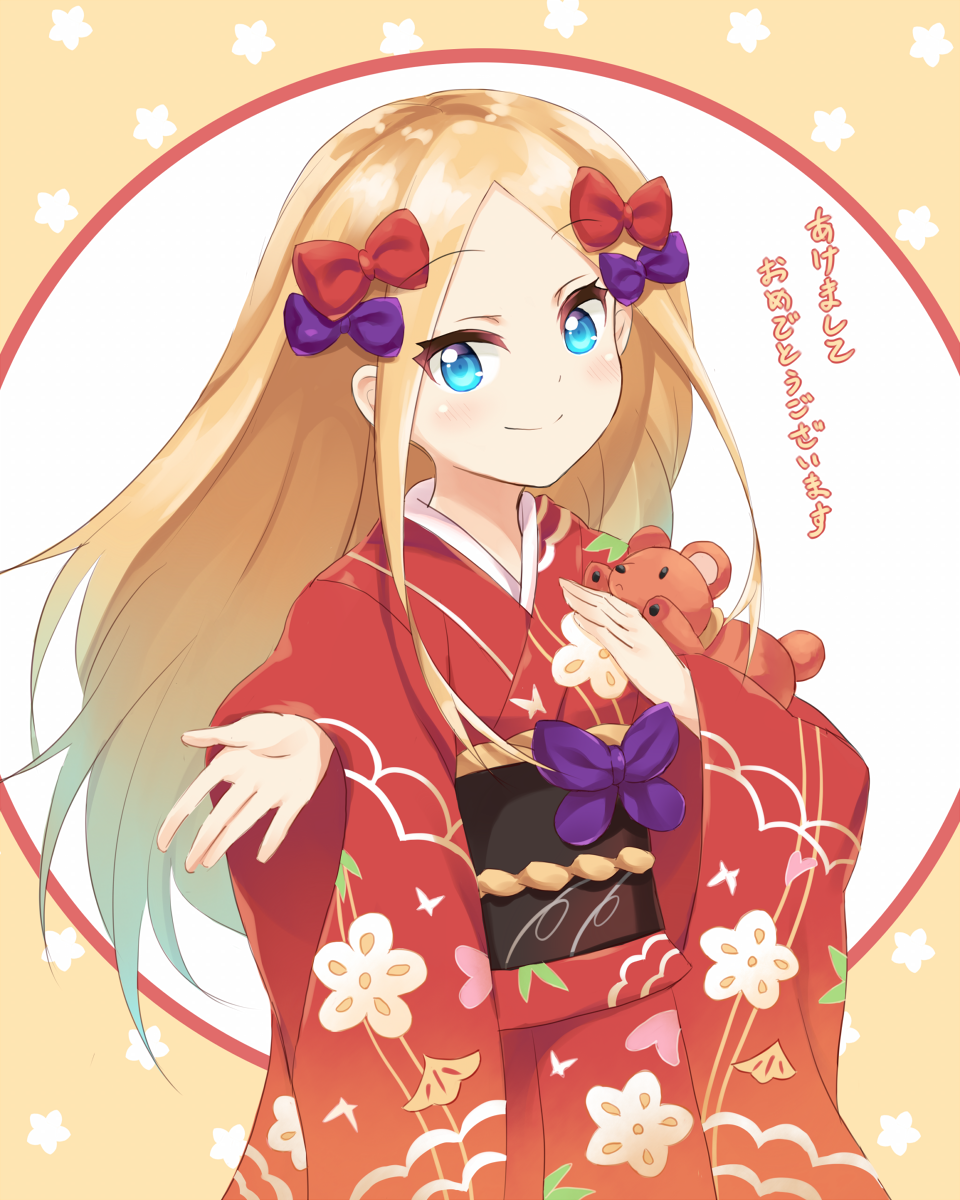 abigail_williams_(fate/grand_order) bangs blonde_hair blue_eyes blush bow closed_mouth commentary_request eyebrows_visible_through_hair fate/grand_order fate_(series) floral_print hair_bow highres japanese_clothes kimono long_hair long_sleeves looking_at_viewer mushuu obi object_hug parted_bangs print_kimono purple_bow red_bow red_kimono sash smile solo star stuffed_animal stuffed_toy teddy_bear translated very_long_hair wide_sleeves