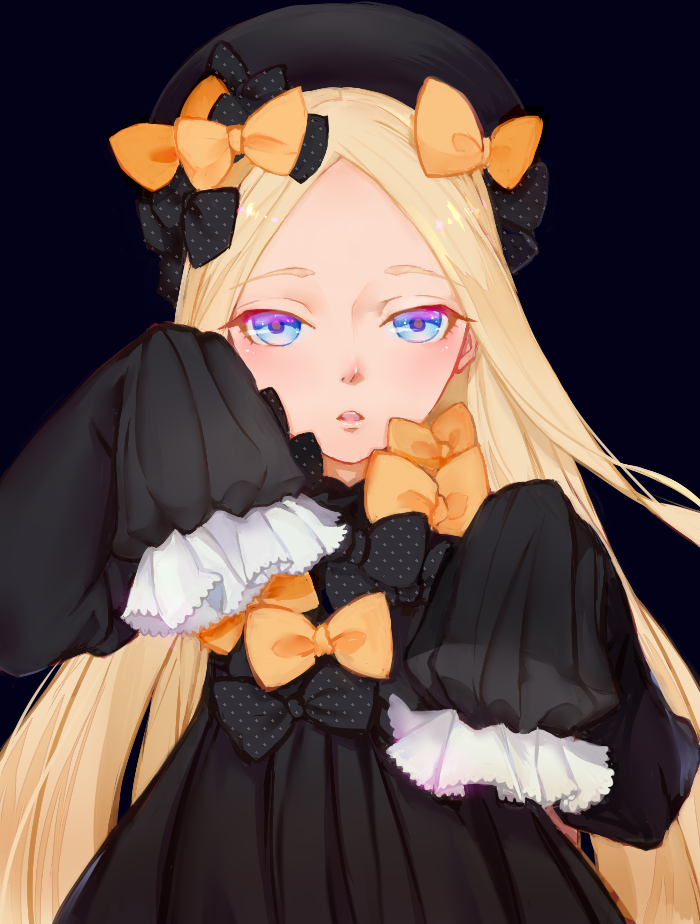 abigail_williams_(fate/grand_order) bangs black_background black_bow black_dress black_hat blonde_hair blue_eyes bow commentary_request dress eyebrows_visible_through_hair fate/grand_order fate_(series) forehead hair_bow hands_up hat long_hair long_sleeves looking_at_viewer orange_bow parted_bangs parted_lips polka_dot polka_dot_bow sakyou_nashihana simple_background sleeves_past_fingers sleeves_past_wrists solo very_long_hair