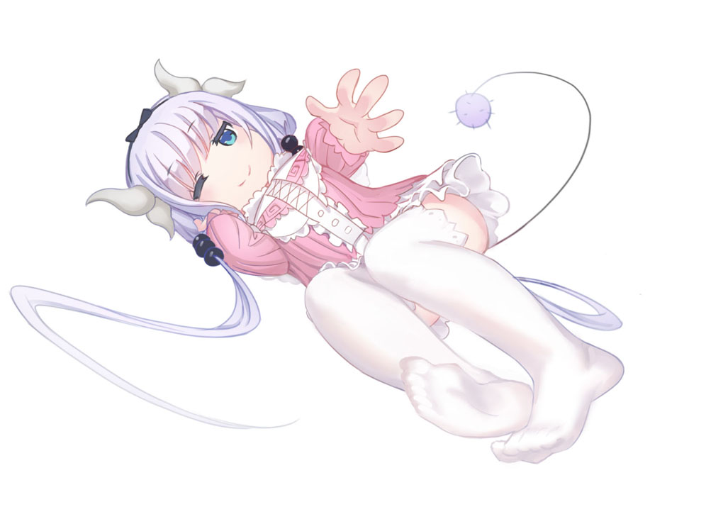 1girl ;) bangs beads blunt_bangs child closed_mouth dragon_girl dragon_horns dragon_tail dress dutch_angle feet female full_body hair_beads horns kanna_kamui kobayashi-san_chi_no_maidragon lavender_hair lolita_fashion long_sleeves lying no_nose no_shoes on_side outstretched_arm pink_dress simple_background smile soles solo streamingsun tail thighhighs white_background white_legwear