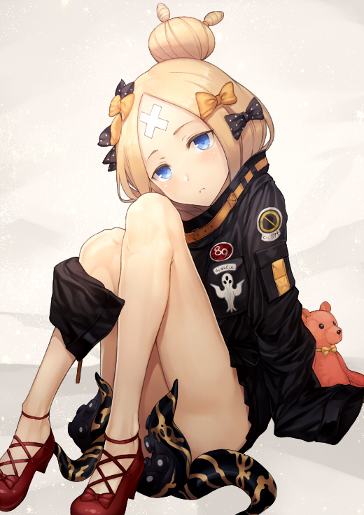 abigail_williams_(fate/grand_order) alternate_hairstyle bandaid_on_forehead bangs banned_artist belt black_bow black_jacket blonde_hair blue_eyes blush bow commentary_request fate/grand_order fate_(series) forehead hair_bow hair_bun heroic_spirit_traveling_outfit high_collar jacket knees_up kyoeiki legs long_hair looking_at_viewer orange_bow parted_bangs polka_dot polka_dot_bow red_footwear sitting sleeves_past_fingers sleeves_past_wrists solo stuffed_animal stuffed_toy teddy_bear tentacles thighs