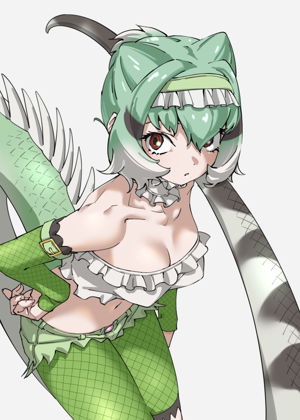 1girl bare_shoulders breasts brown_eyes chinese_water_dragon_(kemono_friends) collarbone commentary cutoffs detached_sleeves frilled_hairband frills gradient_hair green_hair grey_background hair_between_eyes hairband hand_on_own_hip highres kemono_friends lizard_tail long_sleeves looking_at_viewer medium_breasts micro_shorts midriff multicolored_hair navel shorts simple_background solo spiked_tail tail tanabe_(fueisei) white_hair
