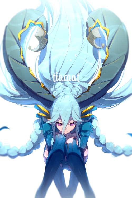 1girl aqua_hair braid character_name crossed_bangs curled_horns echo_(circa) elbow_gloves fate/grand_order fate_(series) gloves hair_between_eyes horns long_hair long_horns looking_at_viewer pink_eyes pointy_ears shrug_(clothing) solo squatting striped_clothes striped_gloves symbol-shaped_pupils thighs tiamat_(fate) twin_braids vertical-striped_clothes vertical-striped_gloves very_long_hair