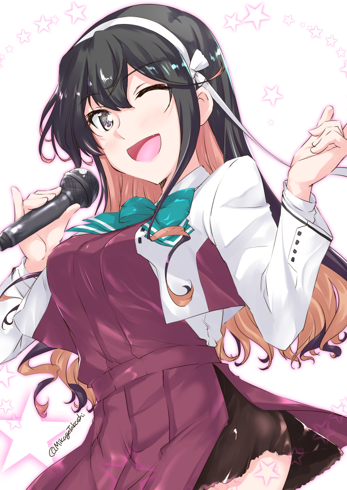 1girl bangs black_hair blouse blue_neckwear blush bow bowtie breasts commentary_request cowboy_shot dress eyebrows_visible_through_hair fang hair_between_eyes hair_ribbon hairband holding holding_microphone kantai_collection large_breasts long_hair long_sleeves looking_at_viewer microphone mikage_takashi multicolored_hair music naganami_(kantai_collection) one_eye_closed open_mouth pink_hair pleated_skirt remodel_(kantai_collection) ribbon simple_background singing skirt solo star starry_background two-tone_hair wavy_hair white_blouse white_hairband