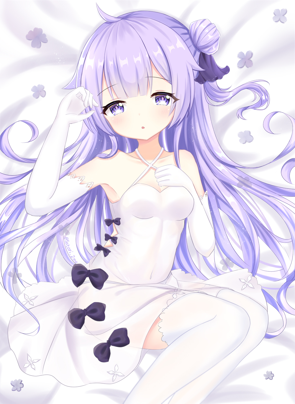 1girl :o ahoge arm_up azur_lane bangs bare_shoulders bed_sheet black_bow blush bow breasts collarbone commentary_request covered_navel criss-cross_halter dress elbow_gloves eyebrows_visible_through_hair gloves hair_bun hair_ribbon halterneck hand_up highres long_hair looking_at_viewer lying on_side one_side_up parted_lips purple_eyes purple_hair purple_ribbon ribbon satori_(ymoy) side_bun small_breasts solo unicorn_(azur_lane) very_long_hair white_dress white_gloves