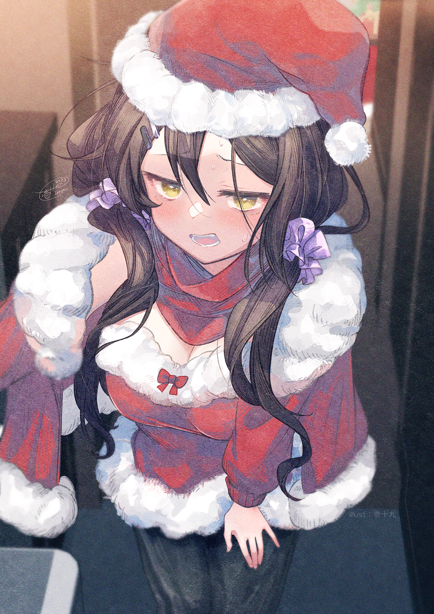 1girl black_hair black_pantyhose blush breasts capelet christmas cleavage dress fur-trimmed_capelet fur-trimmed_dress fur-trimmed_headwear fur_trim hair_between_eyes hair_ornament hairclip hand_up hat highres indoors ittokyu jitome long_hair long_sleeves medium_breasts open_mouth original pantyhose puffy_long_sleeves puffy_sleeves red_capelet red_dress red_headwear red_scarf santa_costume santa_hat scarf signature solo standing sweat very_long_hair yellow_eyes