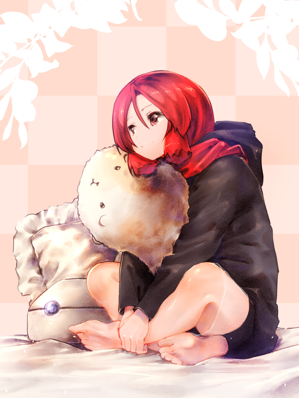 1girl barefoot checkered checkered_background closed_mouth commentary_request cushion from_side full_body hair_between_eyes hands_on_own_leg highres hood indian_style kemurikusa own_hands_together red_eyes red_hair riku_(kemurikusa) shiro_(kemurikusa) sitting smile usapenpen2019 v_arms
