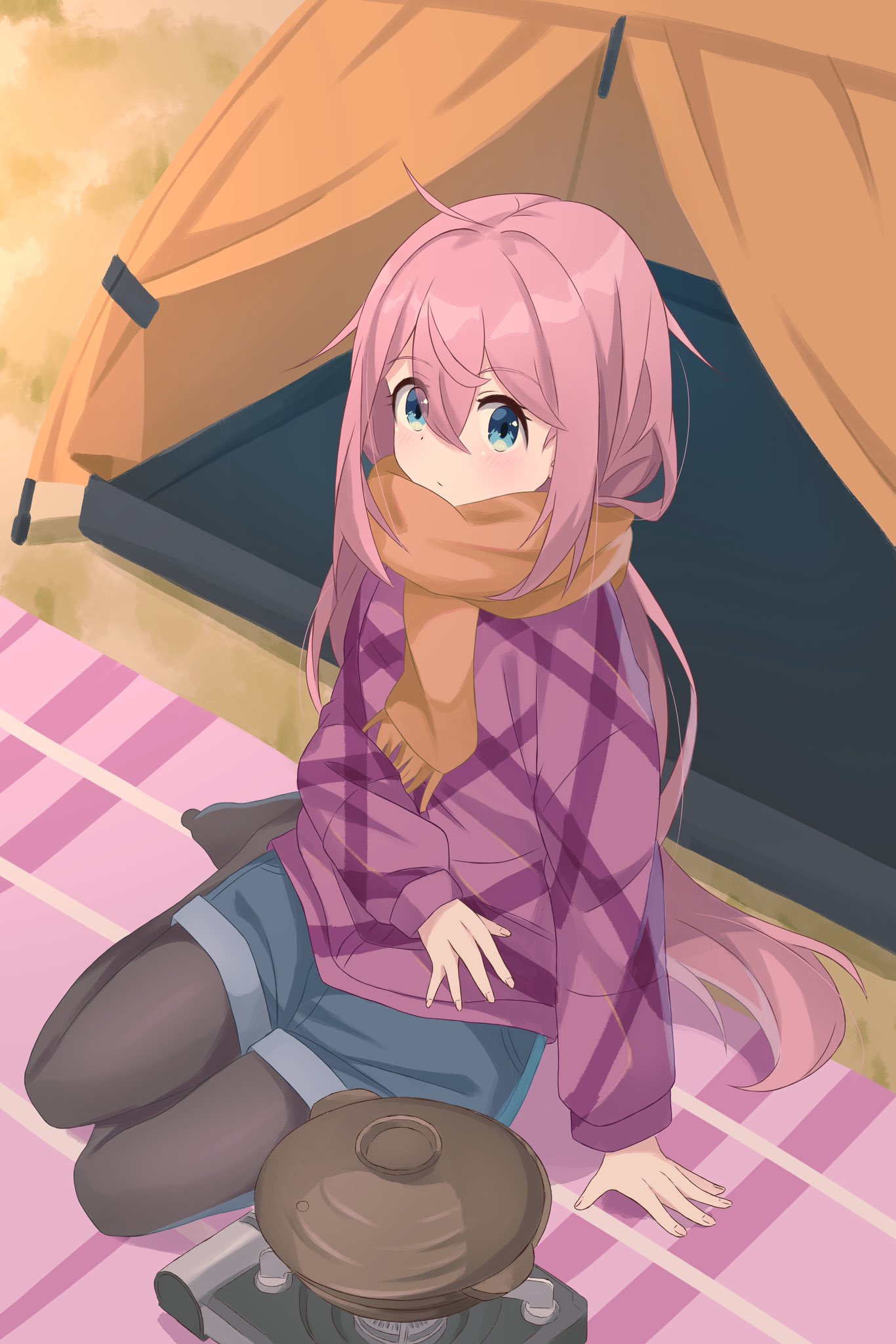 1girl ahoge black_pantyhose blue_eyes camping chinosuke_(cs4126) cooking_pot denim denim_shorts dot_mouth highres kagamihara_nadeshiko long_hair looking_at_viewer no_shoes orange_scarf pantyhose pink_hair scarf shorts sitting sweater tent very_long_hair yurucamp