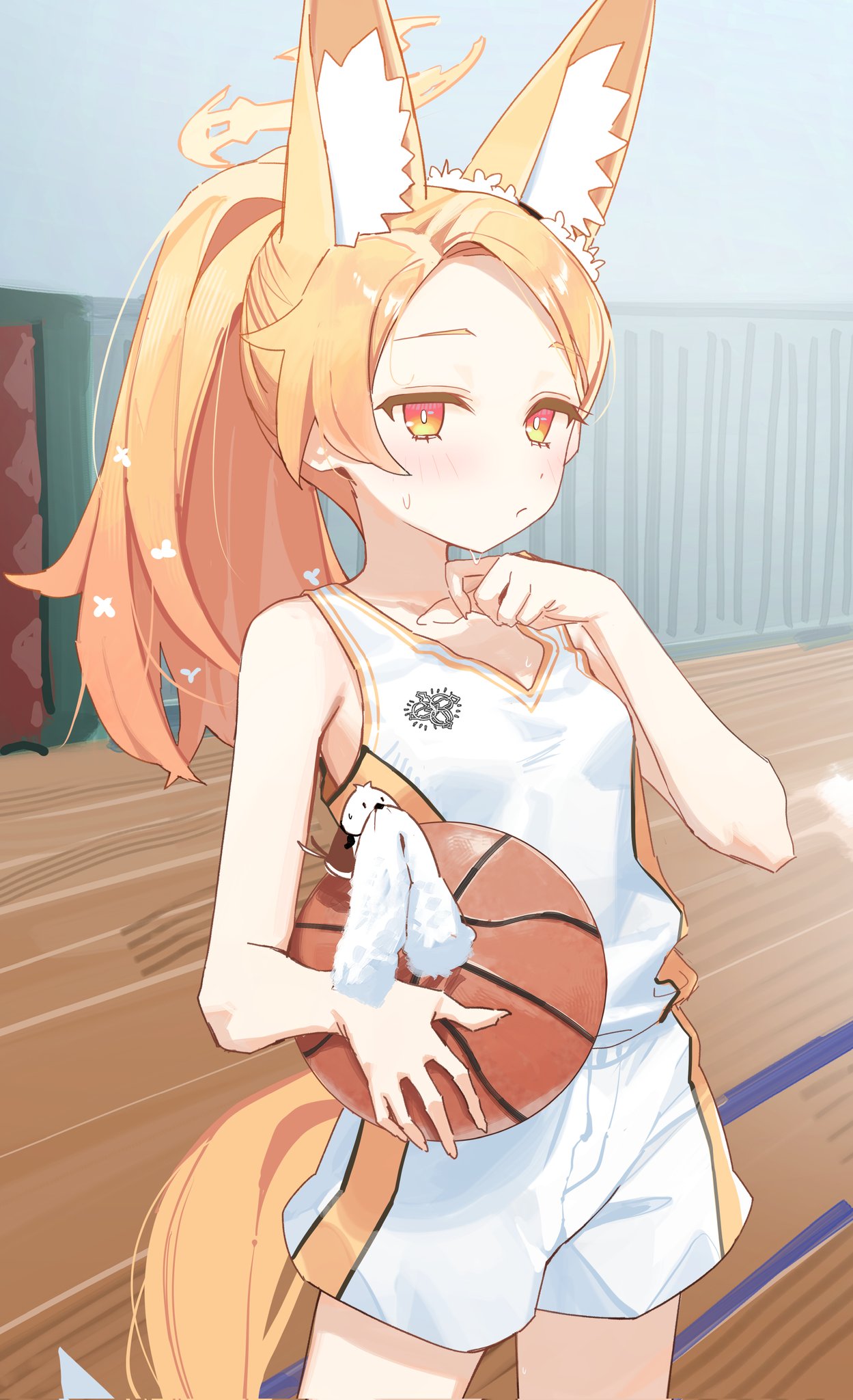 1girl alternate_costume alternate_hairstyle animal_ear_fluff animal_ears ball basketball basketball_uniform blonde_hair blue_archive blush bright_pupils collarbone commentary_request halo highres holding holding_ball indoors long_hair looking_at_viewer ponytail red_eyes seia_(blue_archive) solo sportswear standing syhan tail thighs two-tone_eyes white_pupils yellow_eyes yellow_halo