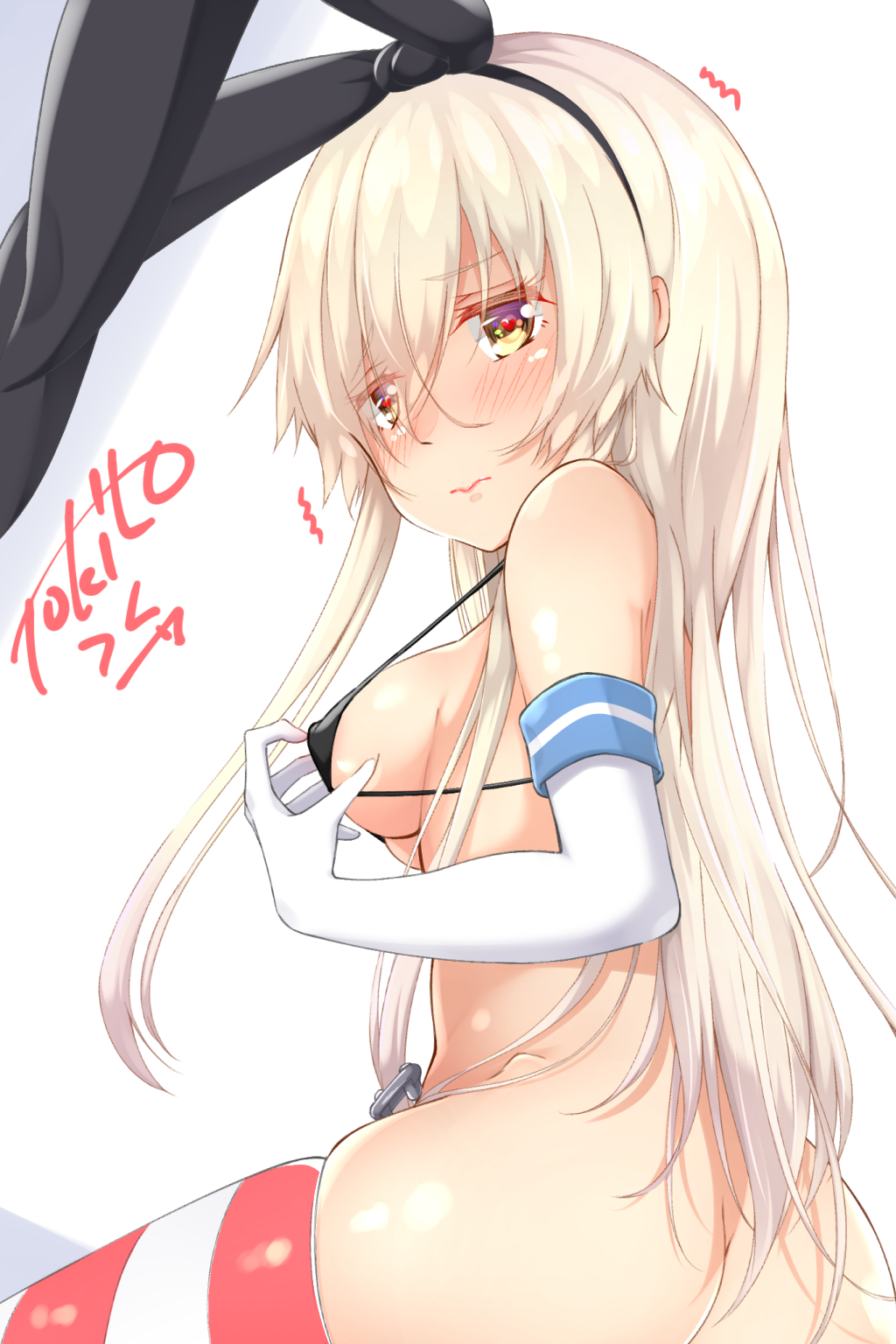 1girl ass black_bikini_top black_hairband blonde_hair blush bottomless breasts closed_mouth elbow_gloves gloves grey_eyes hair_ornament hairband heart heart-shaped_pupils highres kantai_collection long_hair looking_at_viewer looking_back medium_breasts micro_bikini_top shimakaze_(kantai_collection) solo striped striped_legwear symbol-shaped_pupils thighhighs tokito_yu white_gloves