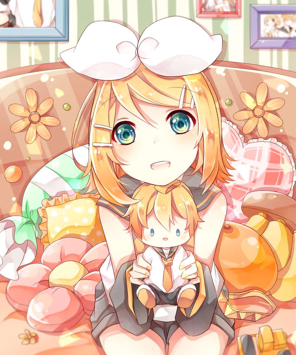 arm_warmers banana bangs bare_shoulders belt black_collar black_shorts blonde_hair blue_eyes bow character_doll collar couch detached_sleeves doll flower food framed_image fruit grey_collar grey_shorts grey_sleeves hair_bow hair_ornament hairclip heart heart_pillow highres holding holding_doll kagamine_len kagamine_rin leaning_forward light_smile looking_at_viewer nail_polish neckerchief necktie open_mouth orange photo_(object) pillow sailor_collar sazanami_(ripple1996) school_uniform shirt short_hair short_ponytail short_shorts shorts spiked_hair steamroller striped_wall swept_bangs vocaloid white_bow white_shirt yellow_nails yellow_neckwear