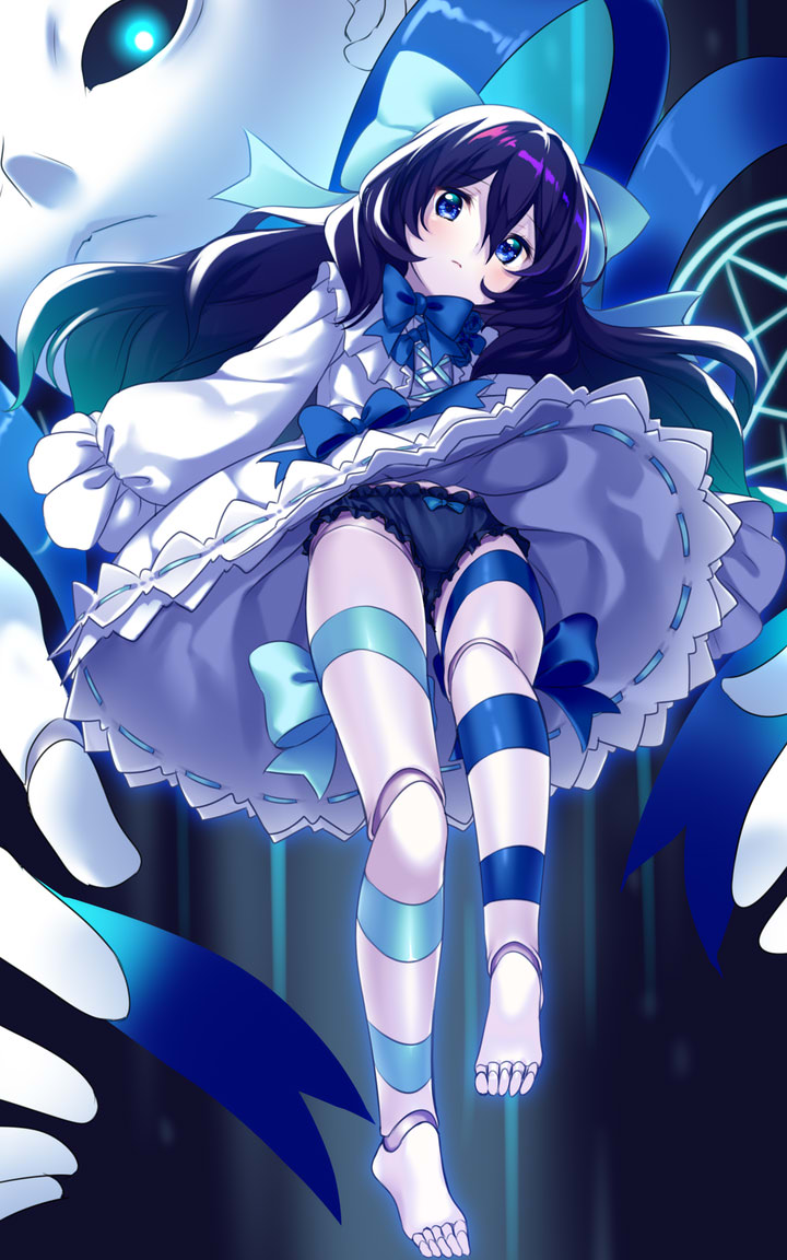 1girl ass_visible_through_thighs barefoot black_hair black_panties black_sclera blue_eyes bow bow_panties commentary_request doll doll_joints dress feet frilled_panties frills full_body glowing glowing_eyes joints leg_ribbon legs little_witch_nobeta long_hair panties ribbon sleeves_past_wrists tania_(little_witch_nobeta) thighs toes underwear usume_shirou white_dress wind wind_lift