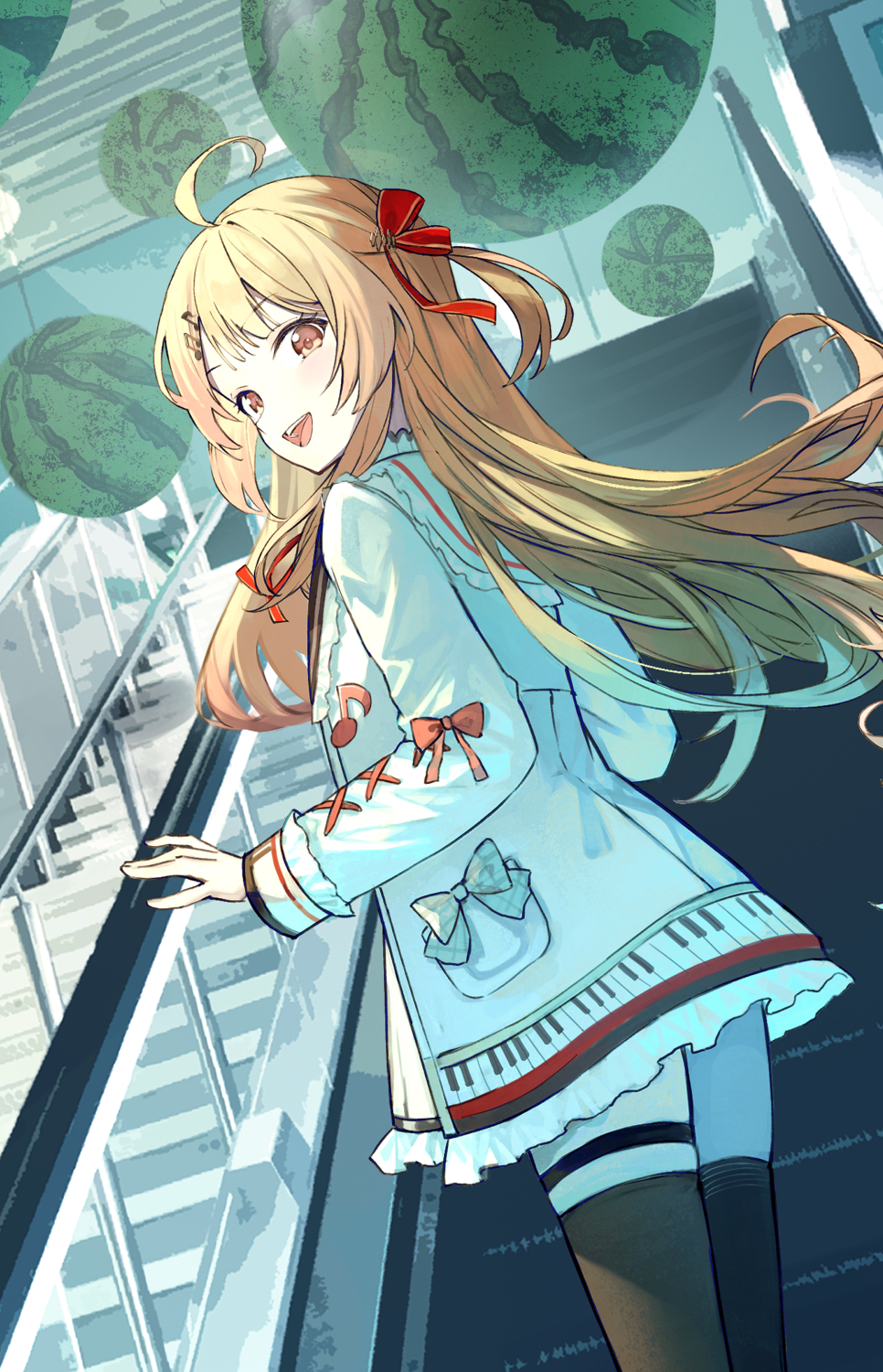 1girl ahoge black_thighhighs blonde_hair brown_eyes commentary_request cowboy_shot escalator floating_hair food fruit hair_ornament hair_ribbon highres hololive hololive_dev_is indoors jacket long_hair long_sleeves looking_at_viewer looking_back musical_note musical_note_hair_ornament open_mouth otonose_kanade red_ribbon ribbon smile solo stairs standing thigh_strap thighhighs virtual_youtuber watermelon white_jacket xyunx