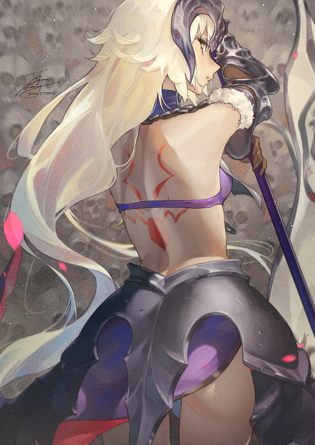 1girl armor armored_dress ass back back_tattoo backless_outfit blonde_hair chain fadingz fate/grand_order fate_(series) from_behind fur_trim headpiece highres jeanne_d'arc_alter_(avenger)_(fate) jeanne_d'arc_alter_(avenger)_(third_ascension)_(fate) jeanne_d'arc_alter_(fate) long_hair looking_at_viewer looking_back mixed-language_commentary parted_lips pixiv_id plackart polearm signature skull solo tattoo very_long_hair weapon white_hair yellow_eyes